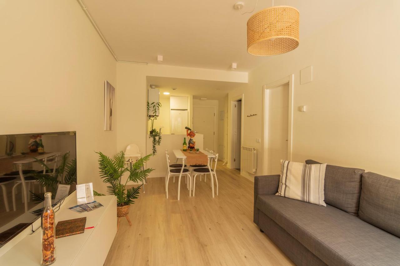 La Terraza De La Vega - Ubicacion Inmejorable , Wifi , Terraza Y Parking Gratuito Apartment Oviedo Exterior photo